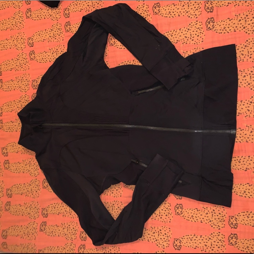 Lululemon full zip up tight black jacket